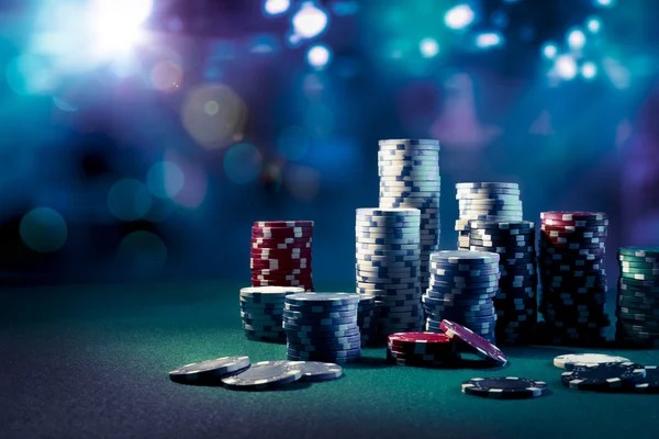 violin app showing live blackjack table with multi-camera feed and betting interface